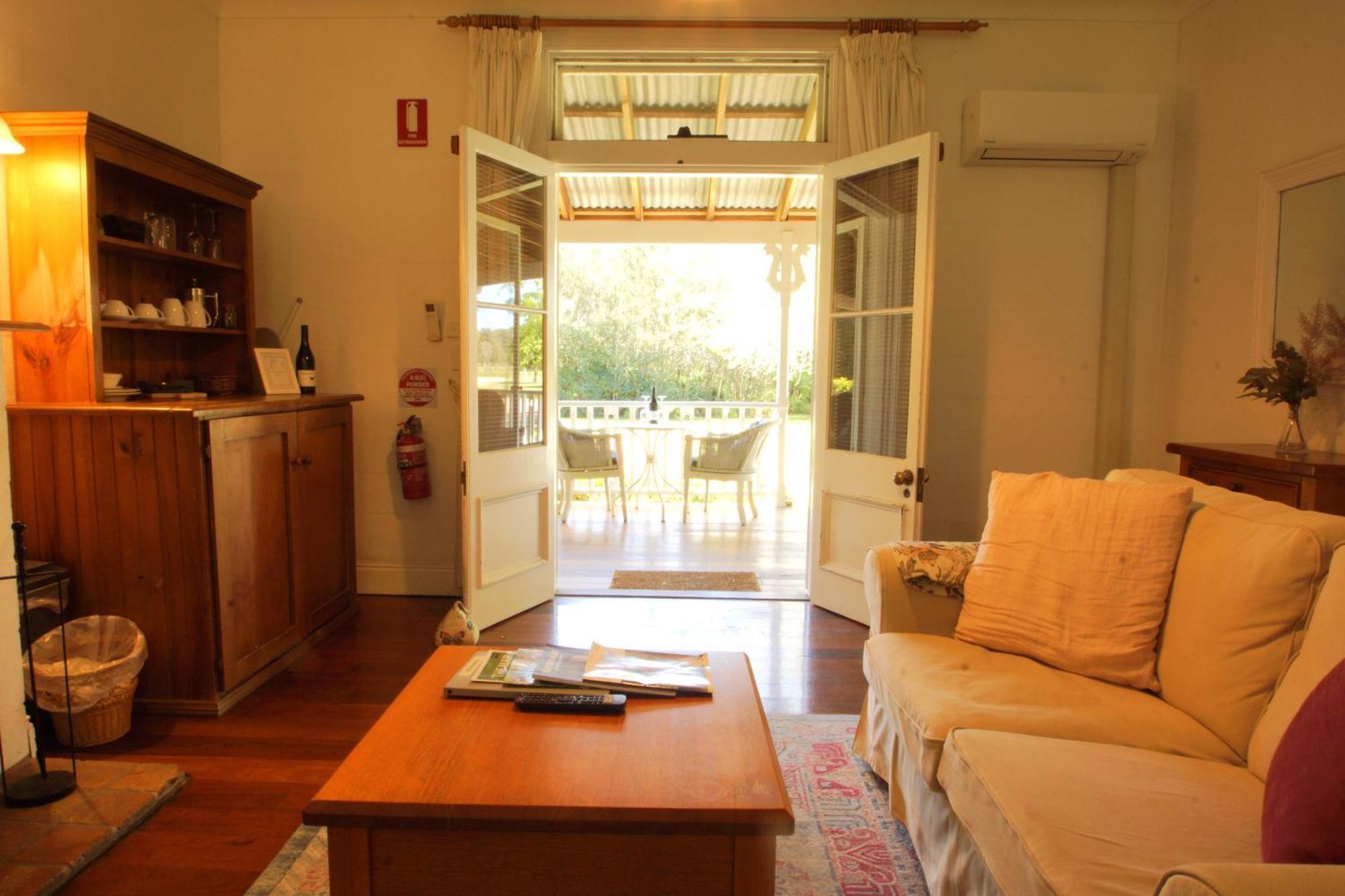 The Carriages Boutique Hotel And Vineyard Pokolbin Exterior foto